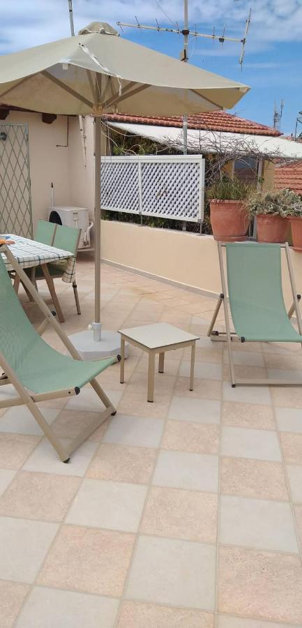 Elois Suites Rethymno Exterior foto