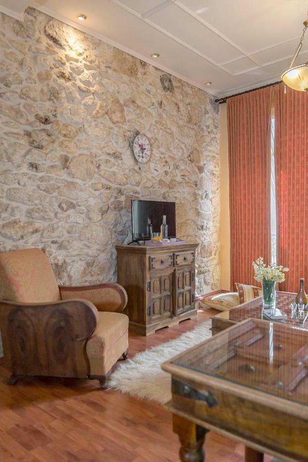 Elois Suites Rethymno Exterior foto