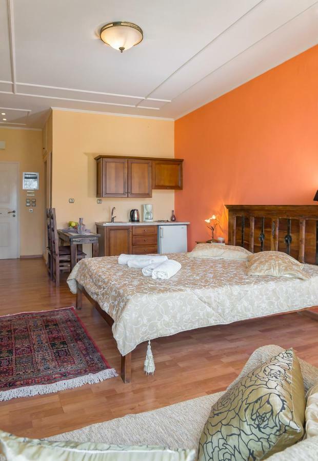Elois Suites Rethymno Exterior foto