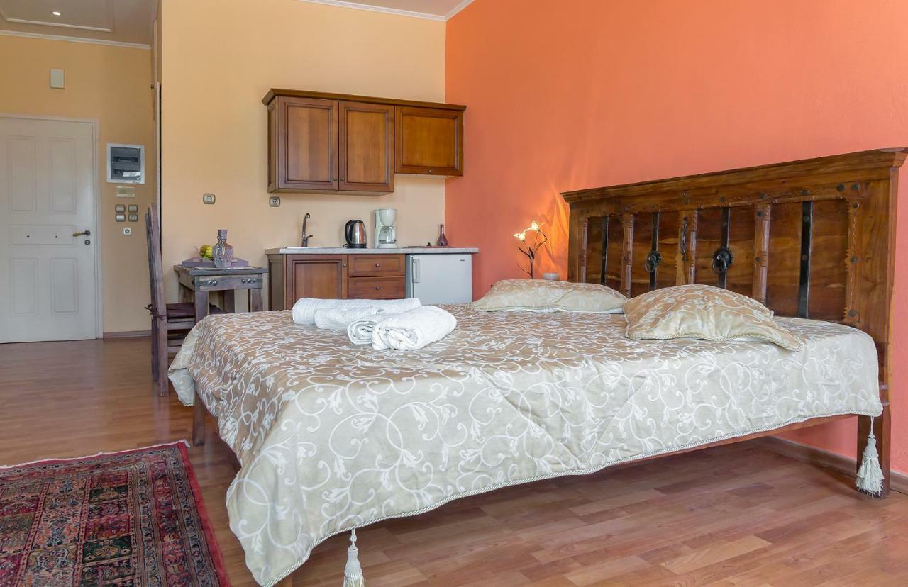 Elois Suites Rethymno Exterior foto